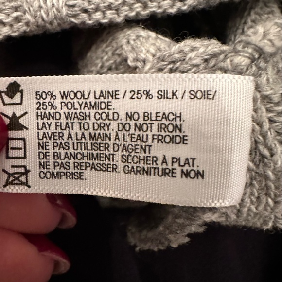 NWT Bula Gray Beanie Hat - Picture 8 of 8